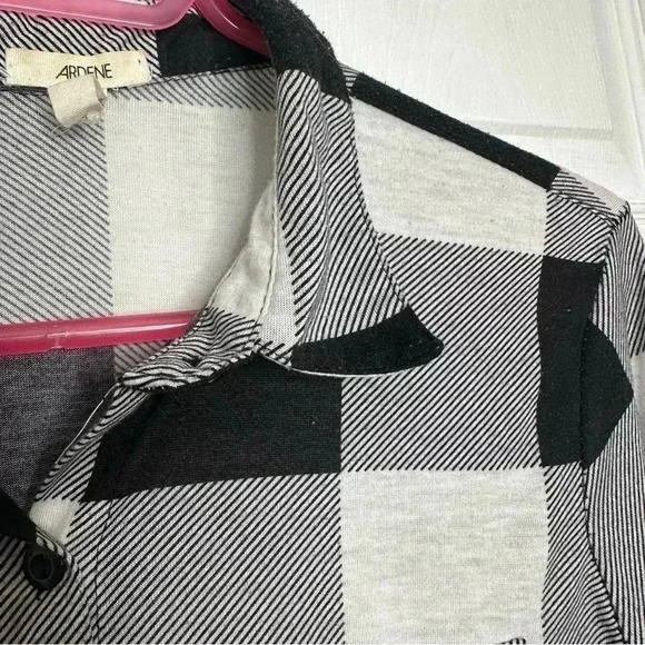 Ardene Button Up Shirt Plaid Black & White Size Large - Picture 6 of 16